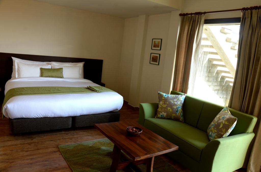 Woodsmoke Retreat Hotel Shimla Room photo
